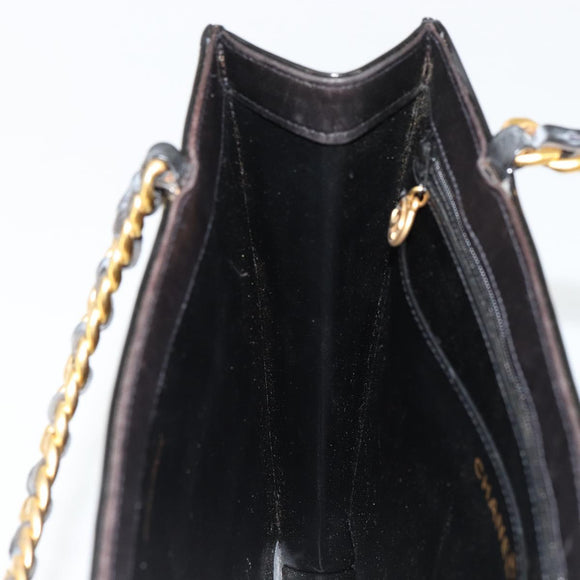 CHANEL Matelasse Chain Tote Bag Patent leather Black Gold CC Auth bs35207