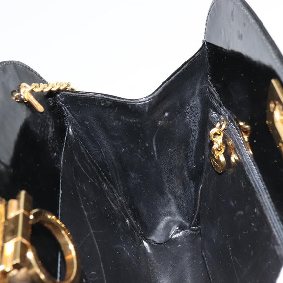 Salvatore Ferragamo Gancini Chain Bag Patent leather Black Gold Auth bs35209