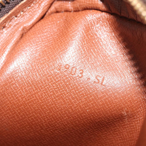 LOUIS VUITTON Monogram Danube Umhängetasche M45266 LV Auth bs35310