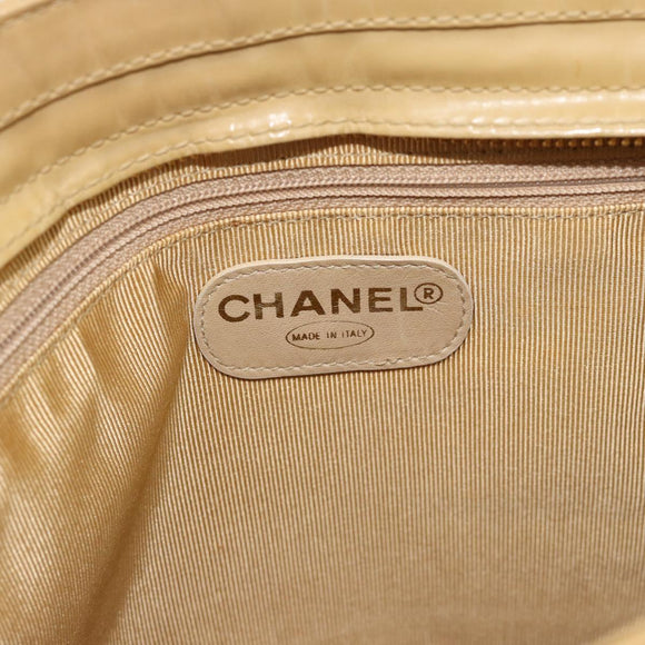 CHANEL Matelasse Tote Bag Patent Leather Beige Gold CC Auth bs35345