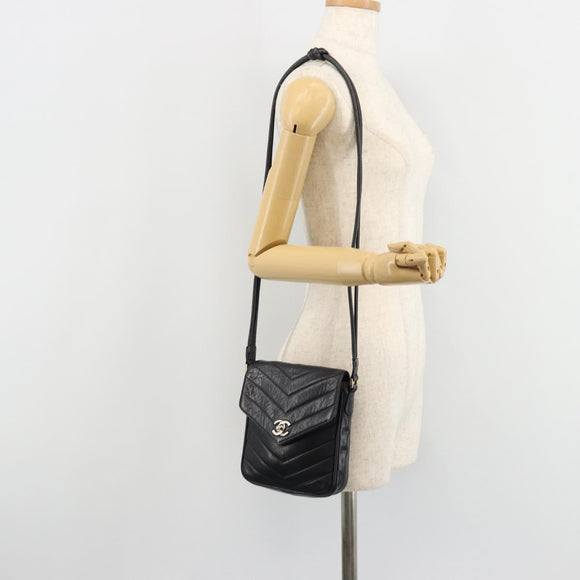 CHANEL V Stitch Shoulder Bag Lamb Skin Navy Gold CC Auth bs35440