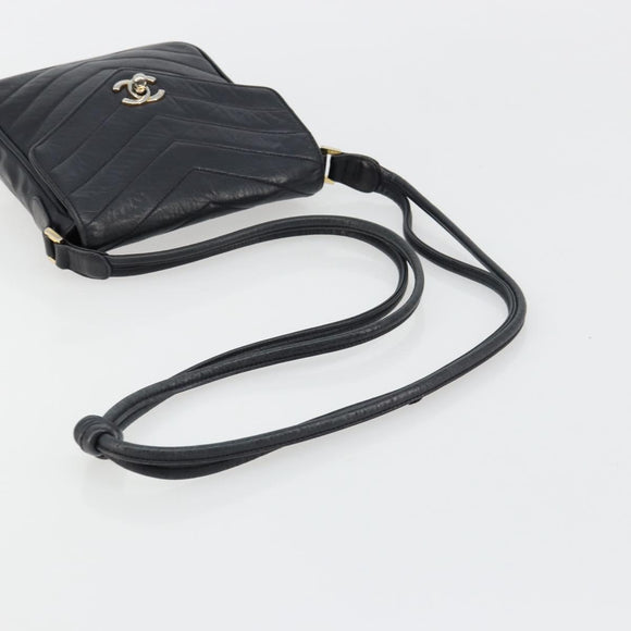 CHANEL V Stitch Shoulder Bag Lamb Skin Navy Gold CC Auth bs35440