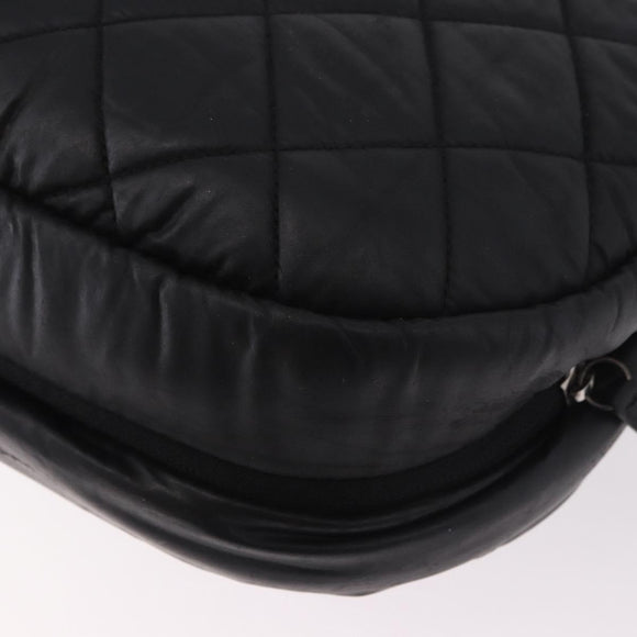 CHANEL Matelassé Schultertasche beschichtetes Canvas Schwarz Silber CC Auth bs35469