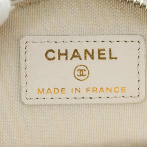 CHANEL Matelasse Chain Shoulder Bag Leather White Gold CC Auth bs35547SAM