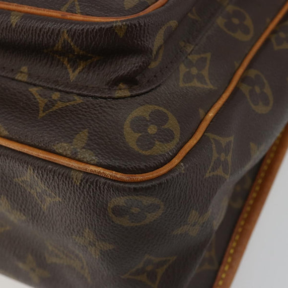 LOUIS VUITTON Monogram Gibeciere MM Shoulder Bag M42247 LV Auth bs35565