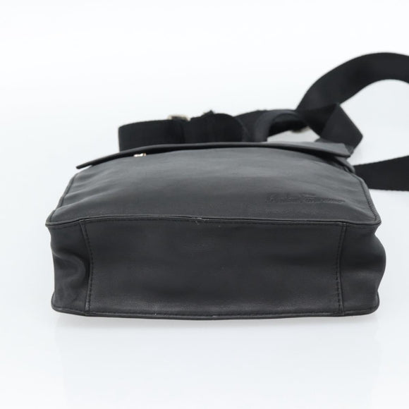 Salvatore Ferragamo Shoulder Bag Leather Black Silver Auth bs35581