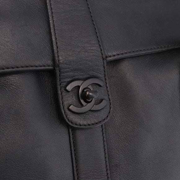 CHANEL Tote Bag Calf Leather Black CC Auth bs35686V
