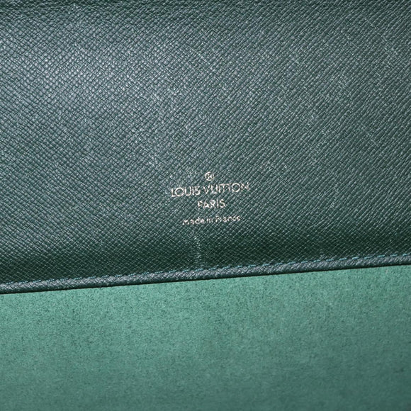LOUIS VUITTON Taiga ServietteKourad Business Bag Epicea T16786 LV Auth bs35801