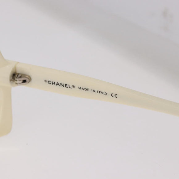 CHANEL Sunglasses plastic White CC Auth bs35891