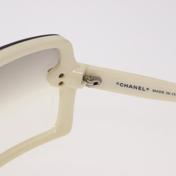 CHANEL Sunglasses plastic White CC Auth bs35891