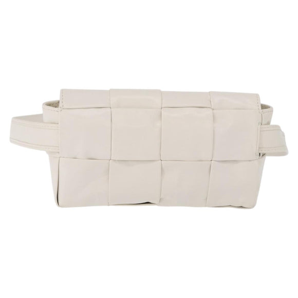 BOTTEGA VENETA MAXI INTRECCIATO Cassette Bag Leather White Silver Auth bs36173A