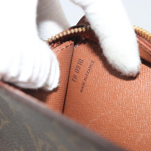 LOUIS VUITTON Monogram Pochette Homme Clutch Bag M51795 LV Auth bs36209