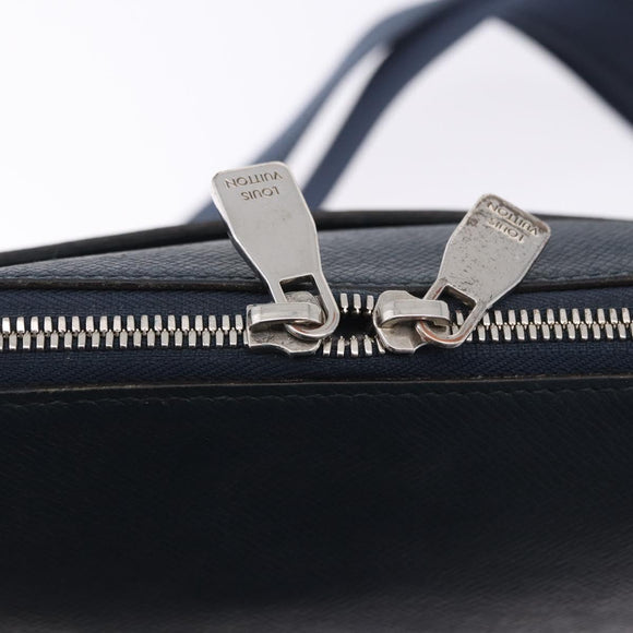 LOUIS VUITTON Taiga Grigri Messenger PM Messenger bag Navy M30236 Auth bs36319