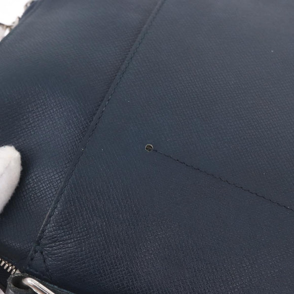 LOUIS VUITTON Taiga Grigri Messenger PM Messenger bag Navy M30236 Auth bs36319
