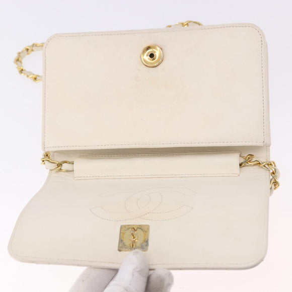 CHANEL Matelasse Chain Shoulder Bag Lamb Skin White Gold CC Auth bs36522