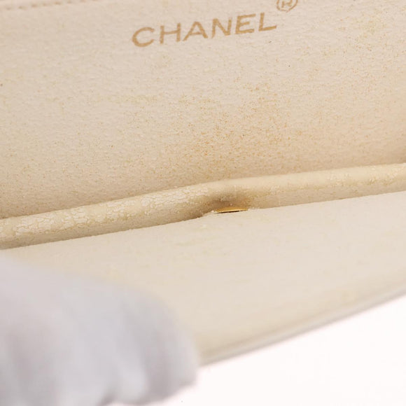 CHANEL Matelasse Chain Shoulder Bag Lamb Skin White Gold CC Auth bs36522