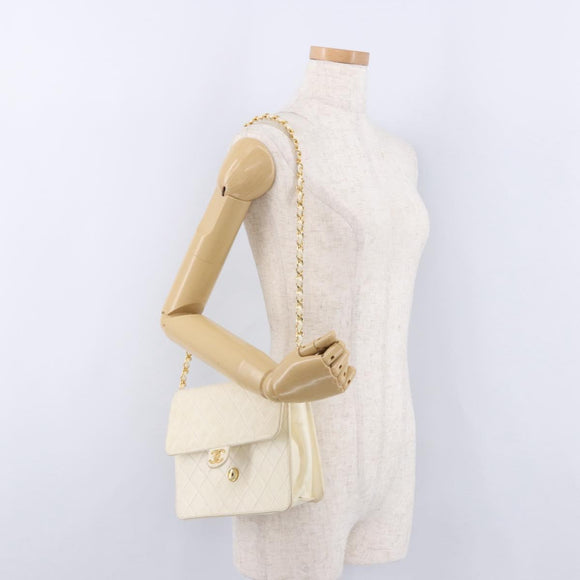 CHANEL Matelasse Chain Shoulder Bag Lamb Skin White Gold CC Auth bs36523