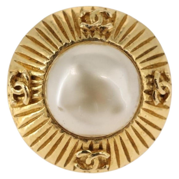 CHANEL Earring Metal Gold Tone White CC Auth bs36536