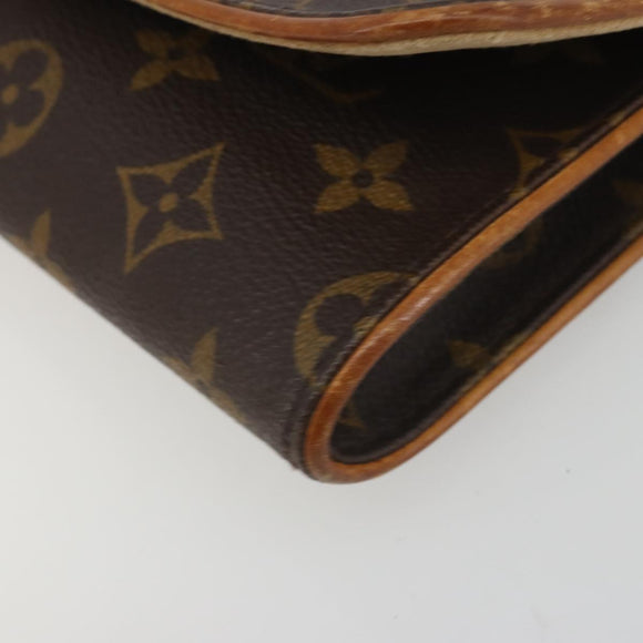 LOUIS VUITTON Monogram Pochette Twin GM Shoulder Bag M51852 LV Auth bs36568