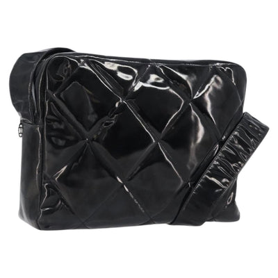 CHANEL Matelasse Shoulder Bag Patent leather Black Silver CC Auth bs36946