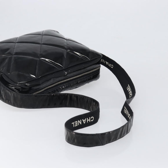 CHANEL Matelasse Shoulder Bag Patent leather Black Silver CC Auth bs36946