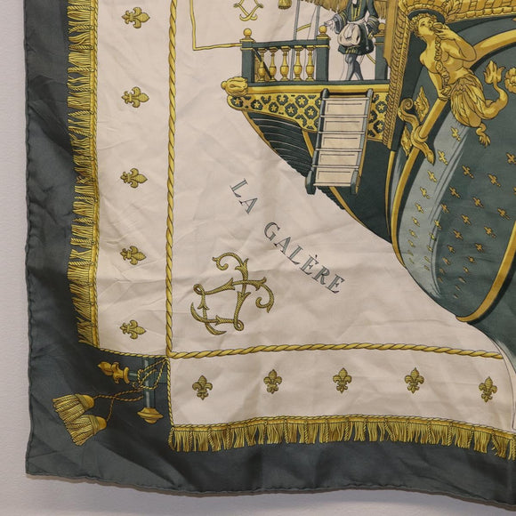 HERMES Carre 90 Scarf ""VUE DU CAROSSE DE"" Silk Gray Auth bs37041