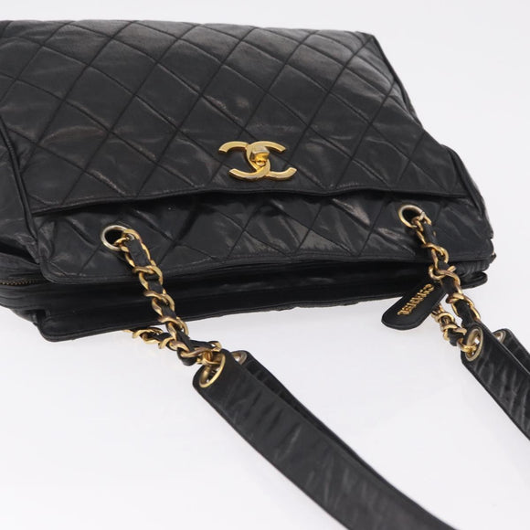 CHANEL Matelasse Chain Shoulder Bag Patent leather Black Gold CC Auth bs37212