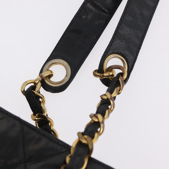 CHANEL Matelasse Chain Shoulder Bag Patent leather Black Gold CC Auth bs37212