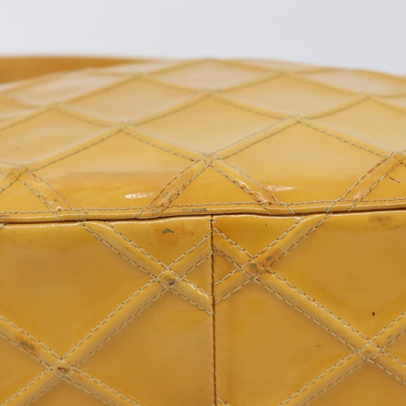 CHANEL Matelasse Shoulder Bag Patent leather Yellow Silver CC Auth bs37322