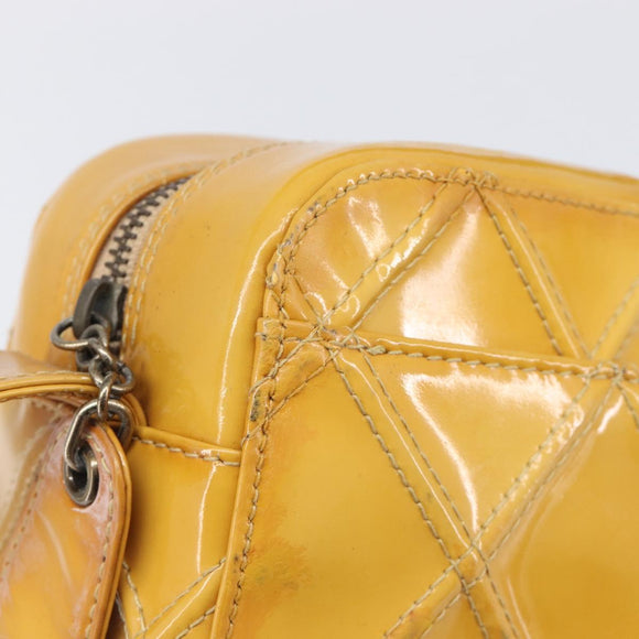 CHANEL Matelasse Shoulder Bag Patent leather Yellow Silver CC Auth bs37322