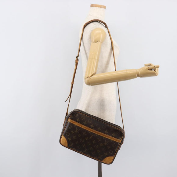 LOUIS VUITTON Monogram Trocadero 30 Shoulder Bag M51272 LV Auth bs37432