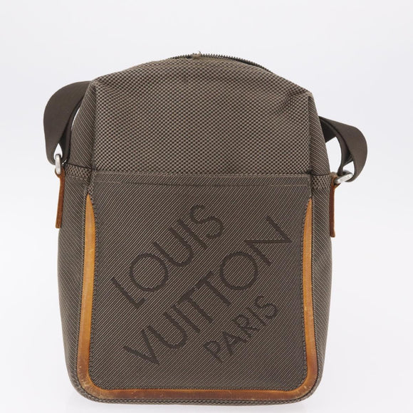 LOUIS VUITTON Vernis Damier Geant Shoulder Bag 2 Set Gris LV Auth bs37440