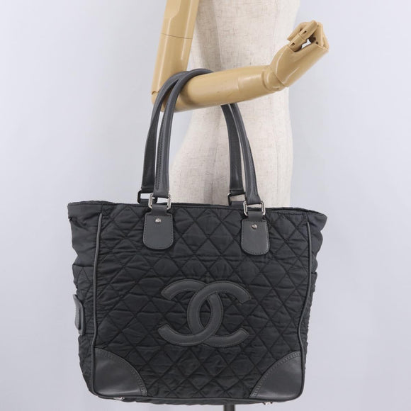CHANEL Paris New York Line Matelasse Tote Bag Nylon Gray Silver CC Auth bs37569V