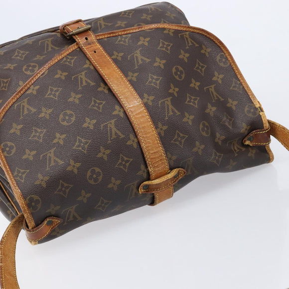 LOUIS VUITTON Monogram Saumur 35 Shoulder Bag M42254 LV Auth bs37607
