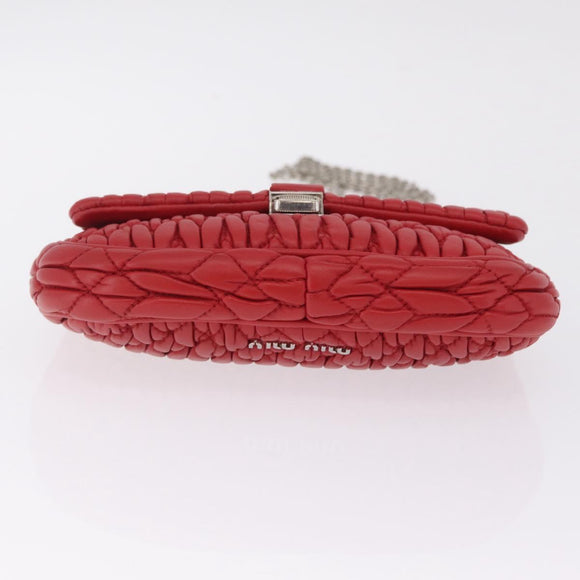 Miu Miu Matelasse Chain Shoulder Bag Leather Red Silver Auth bs37793A