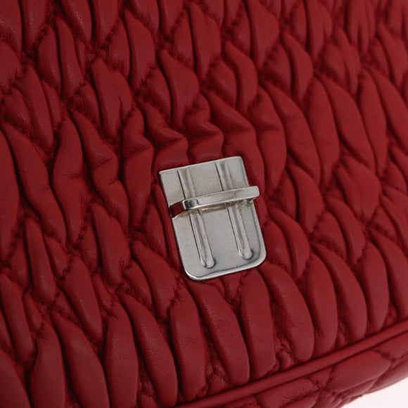 Miu Miu Matelasse Chain Shoulder Bag Leather Red Silver Auth bs37793A
