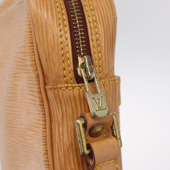 LOUIS VUITTON Epi Danube Shoulder Bag Beige M11910 LV Auth bs37915