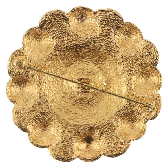 CHANEL Brooch Metal Gold Tone White CC Auth bs37976V