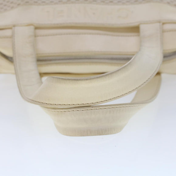 CHANEL Shoulder Bag Canvas Leather White CC Auth bs6137