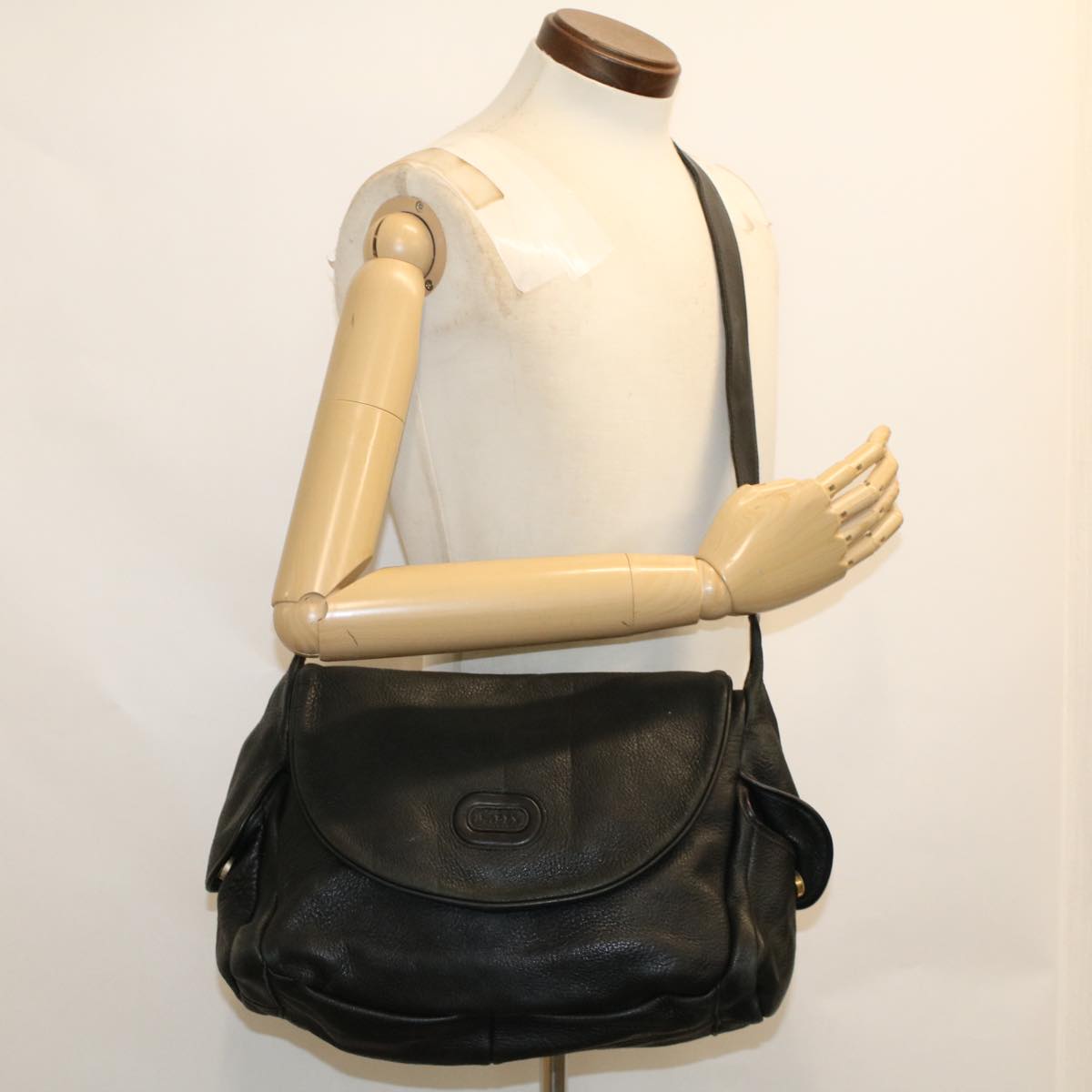 BALLY Shoulder Bag Leather Black Auth bs6692