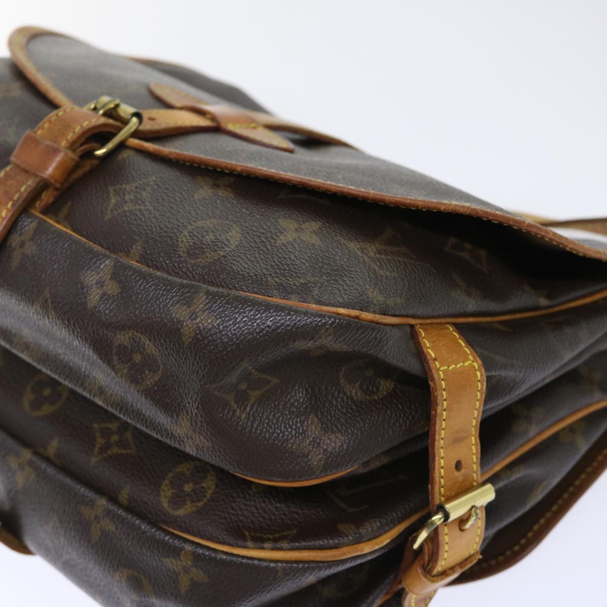 LOUIS VUITTON Monogram Saumur 30 Shoulder Bag M42256 LV Auth bs7298