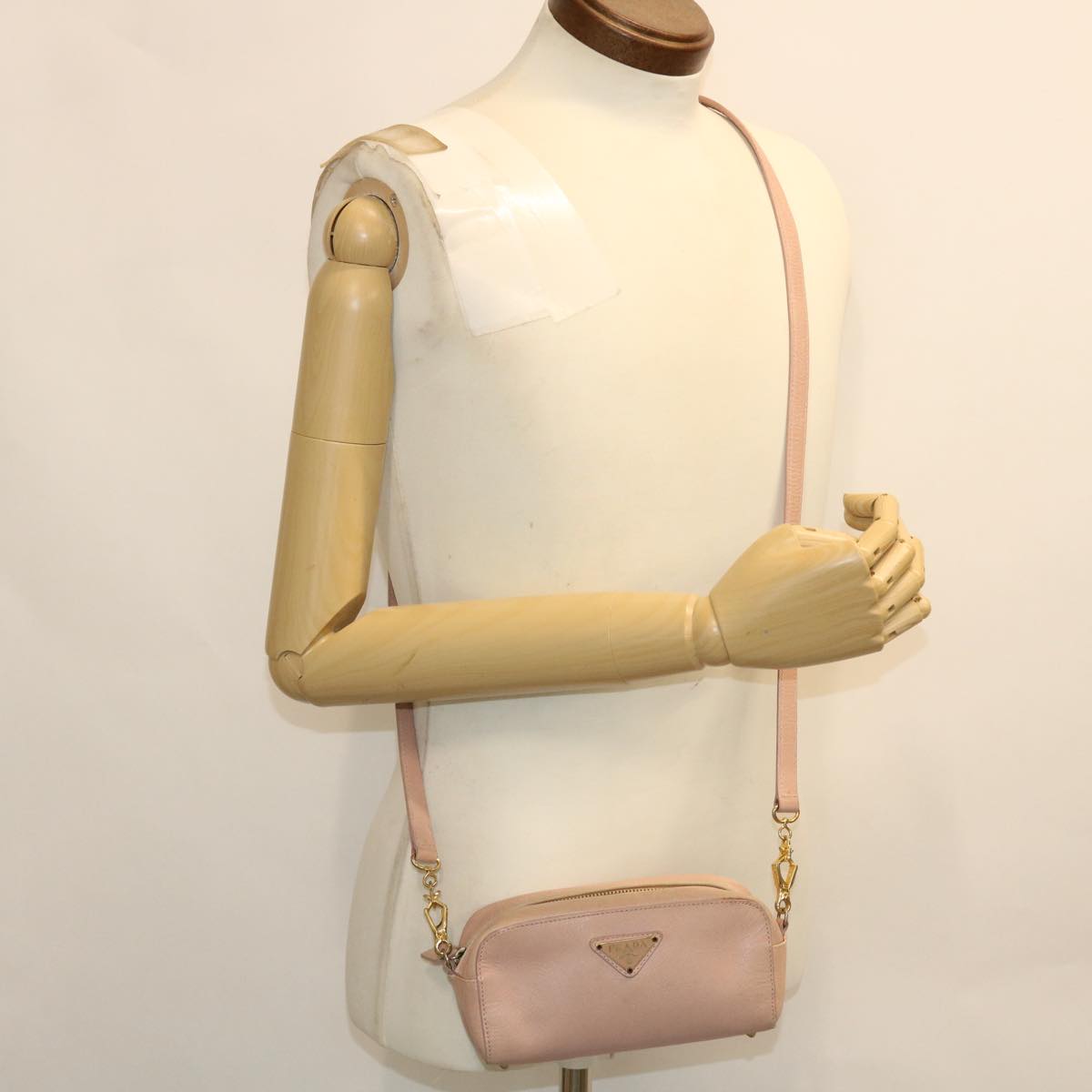 PRADA Shoulder Bag Safiano leather Pink Auth bs7324