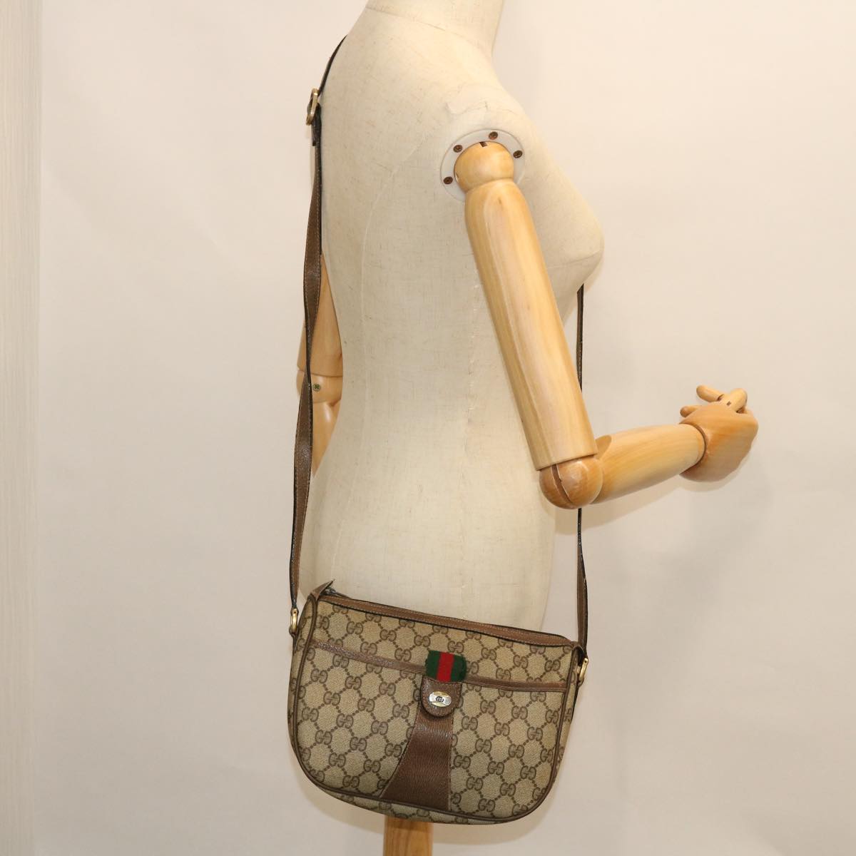 GUCCI GG Canvas Web Sherry Line Shoulder Bag Beige Red 89.02.032 Auth bs7395