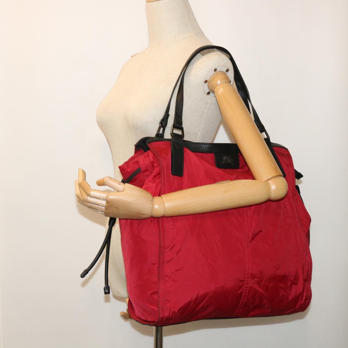 BURBERRY Shoulder Bag Nylon Leather Red Auth bs7893