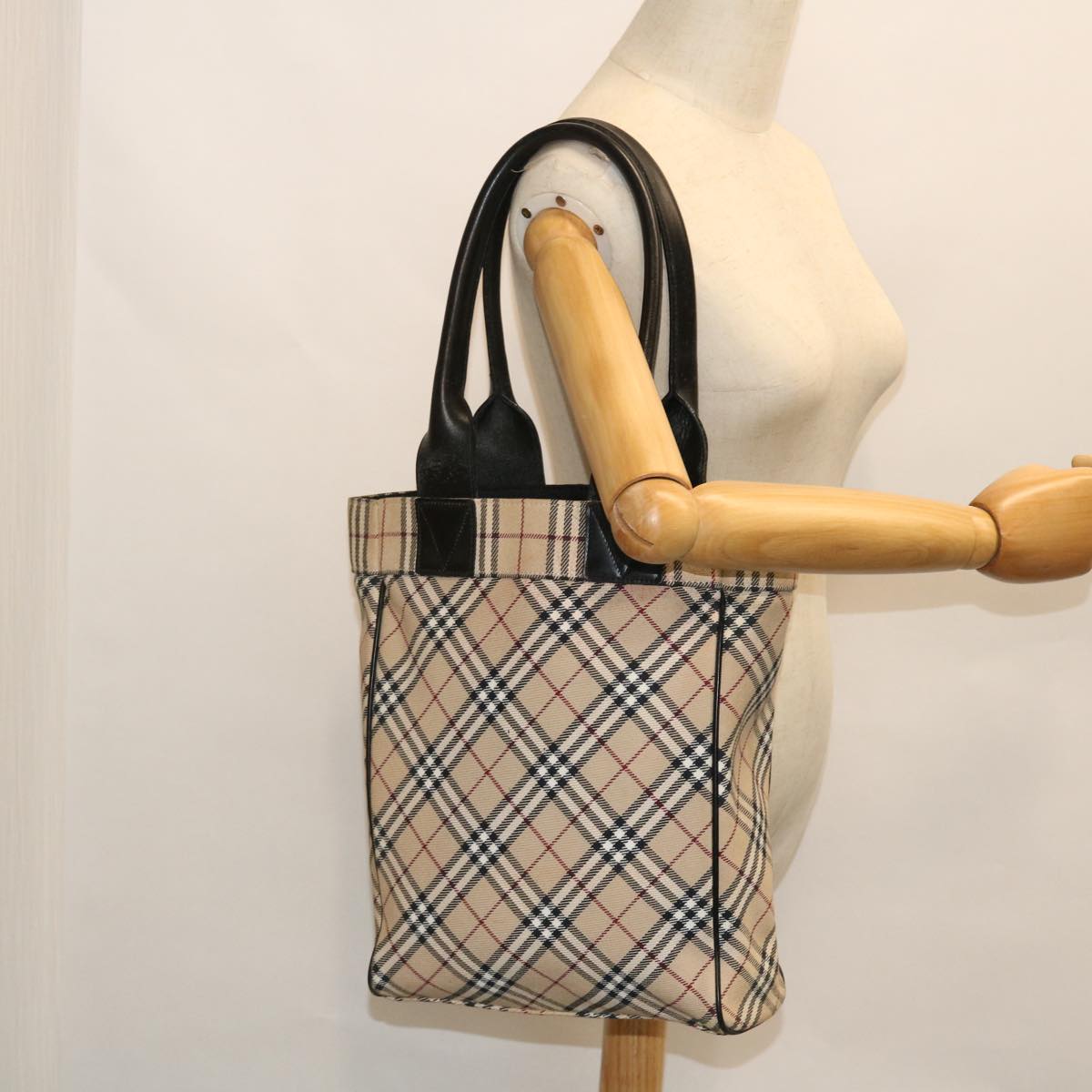 BURBERRY Nova Check Blue Label Tote Bag Canvas Beige Auth bs7980