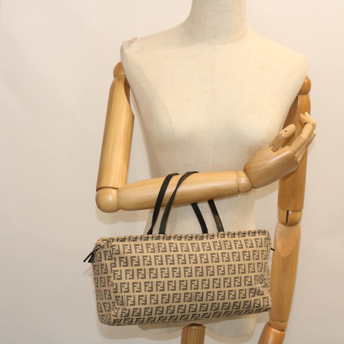 FENDI Zucchino Canvas Hand Bag Beige Auth bs8088