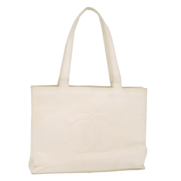 CHANEL Tote Bag Caviar Skin White CC Auth bs8320
