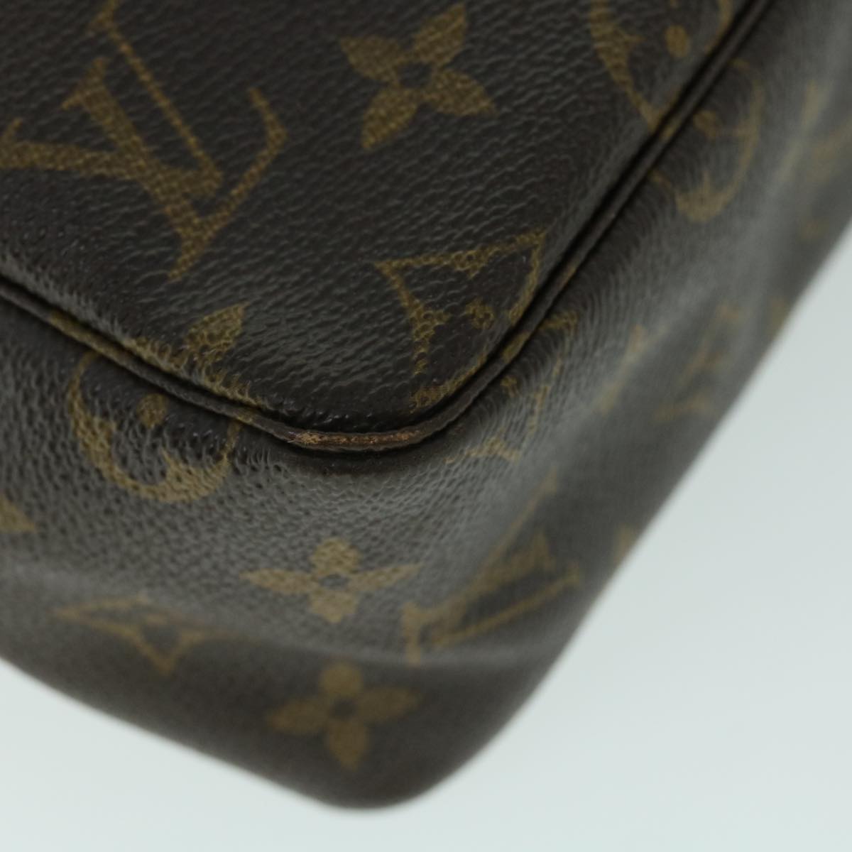 LOUIS VUITTON Monogram Trousse Toilette 28 Clutch Bag M47522 LV Auth bs8414