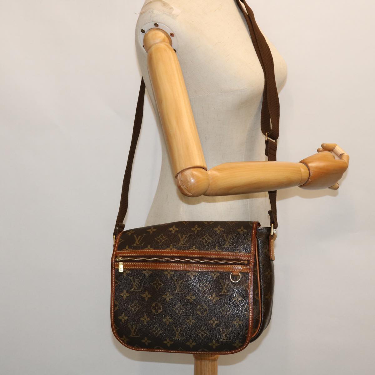 LOUIS VUITTON Monogram Messenger Bosphore PM Shoulder Bag M40106 LV Auth bs8465