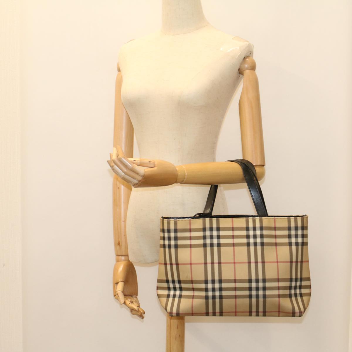 BURBERRY Nova Check Tote Bag PVC Leather Beige Auth bs8543